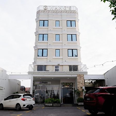 Wangs Hotel Gurney Drive George Town Exterior photo